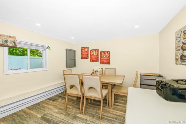 9 Hamlin Avenue, West Babylon, NY 11704