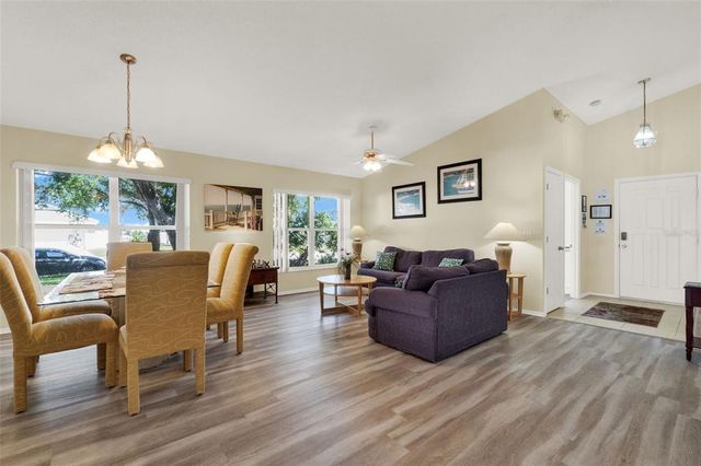 550 CASTLEMAIN CIRCLE, Davenport, FL 33897