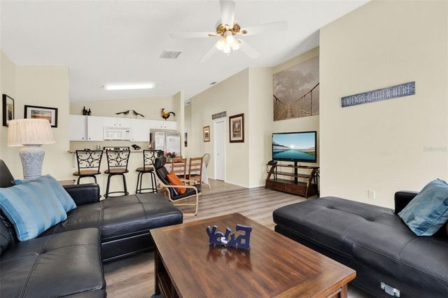 550 CASTLEMAIN CIRCLE, Davenport, FL 33897