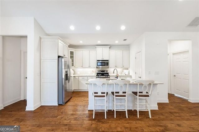 6014 Brookhaven Circle, Johns Creek, GA 30097