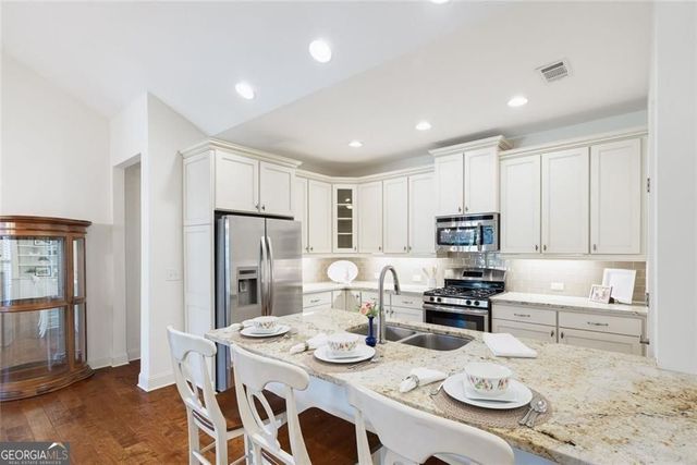 6014 Brookhaven Circle, Johns Creek, GA 30097