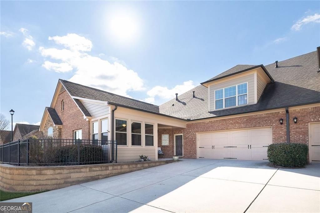 6014 Brookhaven Circle, Johns Creek, GA 30097