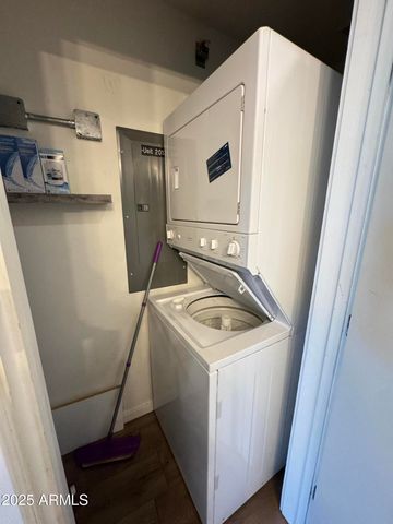 1111 W UNIVERSITY Drive 2013, Tempe, AZ 85281