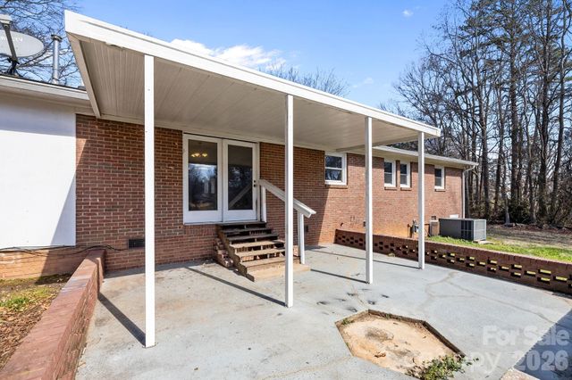 2629 Fairgreen Drive, Gastonia, NC 28056