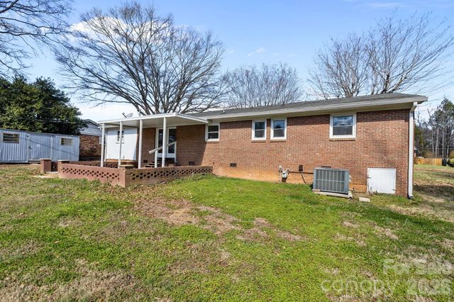2629 Fairgreen Drive, Gastonia, NC 28056