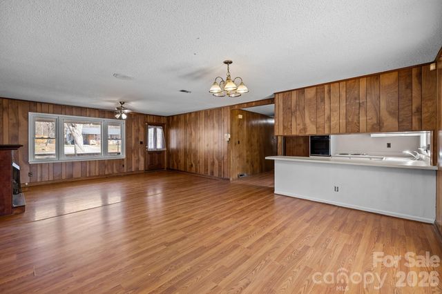 2629 Fairgreen Drive, Gastonia, NC 28056