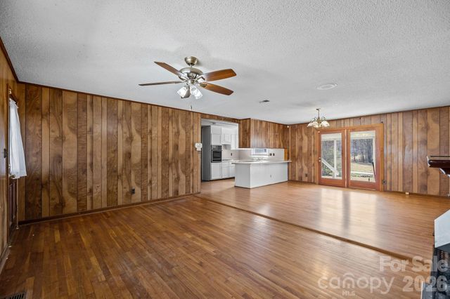 2629 Fairgreen Drive, Gastonia, NC 28056