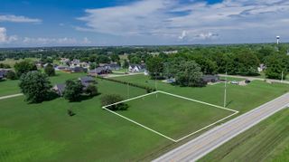 000 East Highway 32, Buffalo, MO 65622