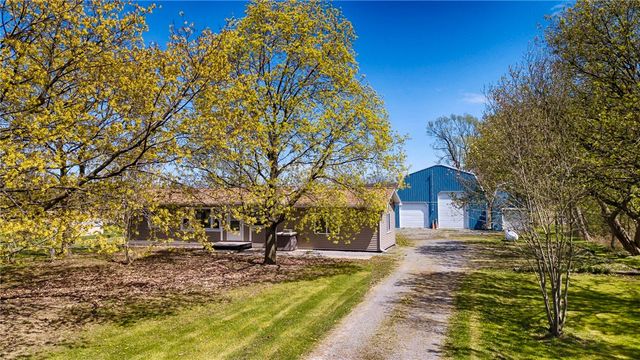 2547 County Road 47, Hopewell, NY 14424