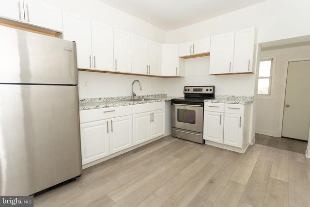 1942 E PACIFIC ST, Philadelphia, PA 19134