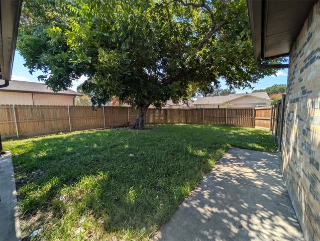 6109 Scenic Drive, Rowlett, TX 75088