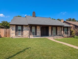 6109 Scenic Drive, Rowlett, TX 75088