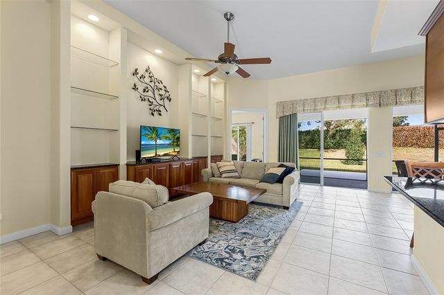 5453 Barbados Square, Vero Beach, FL 32967