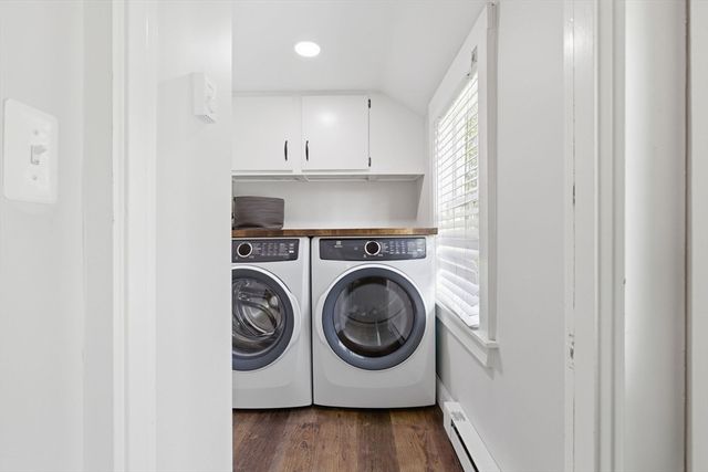 51 Grove St, Reading, MA 01867