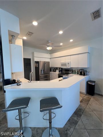 8010 Belmont CT, Naples, FL 34113
