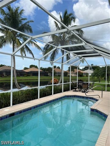 8010 Belmont CT, Naples, FL 34113