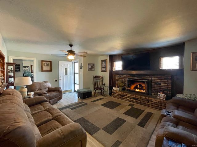 2715 E 14th Street, Muncie, IN 47302