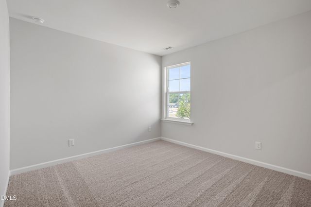 452 White Oak Garden Way 325, Garner, NC 27529