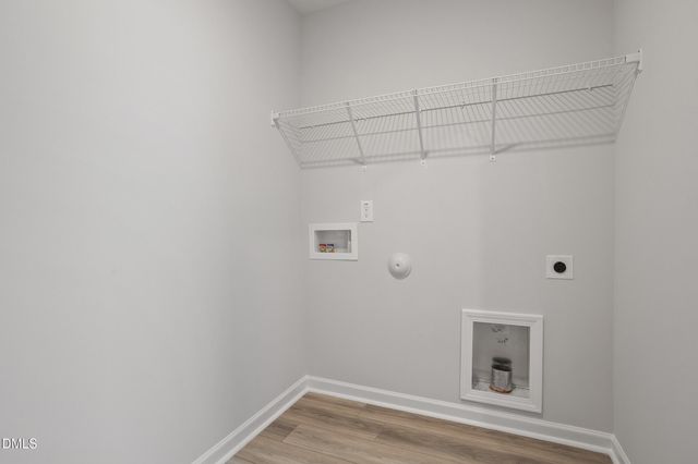 452 White Oak Garden Way 325, Garner, NC 27529