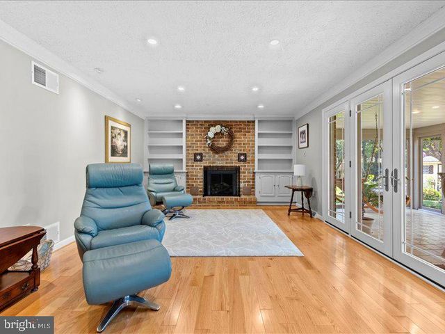 710 ROBERT ST, Mechanicsburg, PA 17055