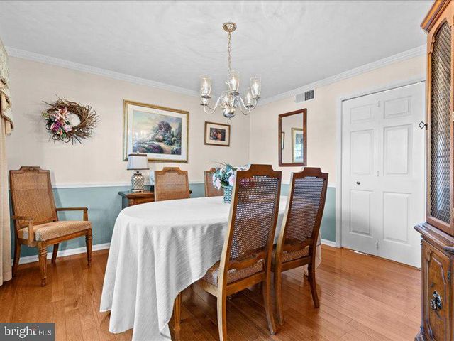 710 ROBERT ST, Mechanicsburg, PA 17055