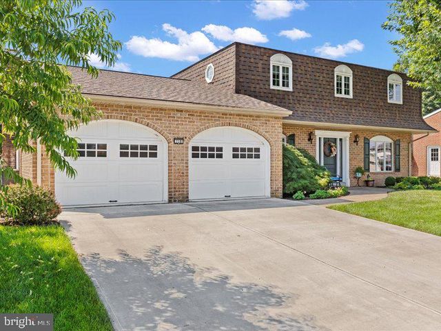 710 ROBERT ST, Mechanicsburg, PA 17055