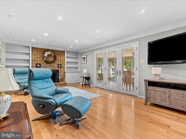 710 ROBERT ST, Mechanicsburg, PA 17055
