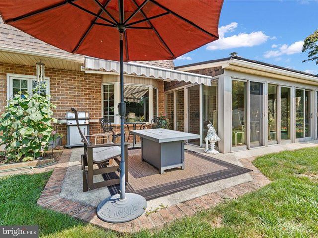 710 ROBERT ST, Mechanicsburg, PA 17055