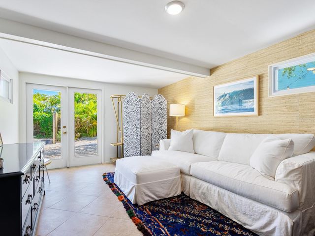 3629 ALMERIA AVENUE, Sarasota, FL 34239