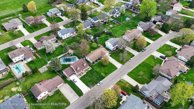 411 Green Meadows Drive, Lansing, MI 48917