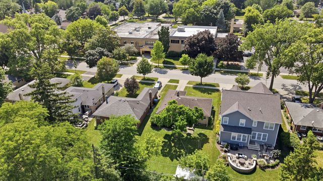 13 S School Street, Mount Prospect, IL 60056