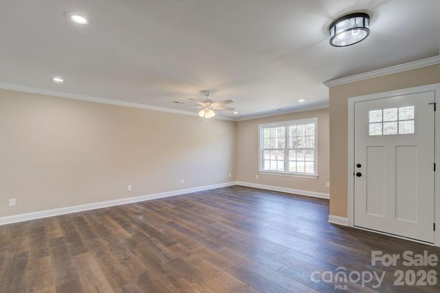 6256 Kershaw Camden Highway, Kershaw, SC 29067