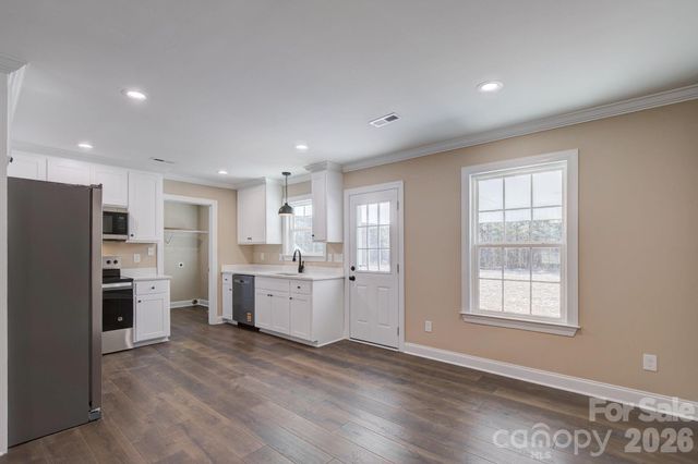 6256 Kershaw Camden Highway, Kershaw, SC 29067