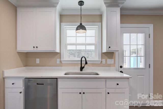 6256 Kershaw Camden Highway, Kershaw, SC 29067