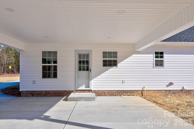 6256 Kershaw Camden Highway, Kershaw, SC 29067