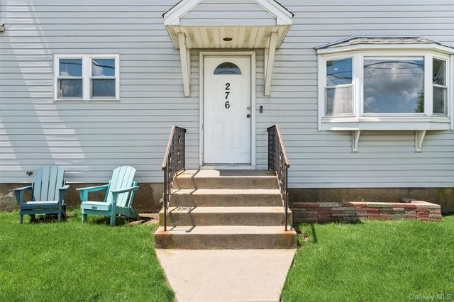 276 Hudson Avenue, Freeport, NY 11520