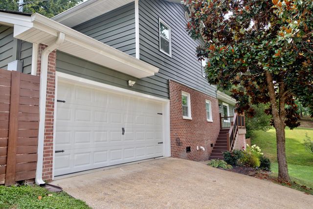 1117 Fieldstone Drive, Hixson, TN 37343