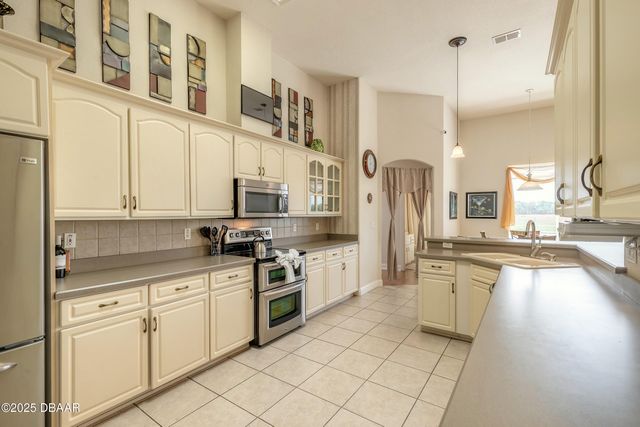 2134 Springwater Lane, Port Orange, FL 32128