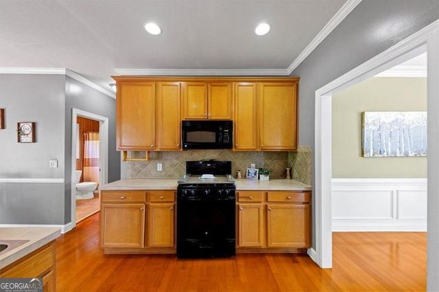 2052 EVERGREEN Drive, Conyers, GA 30013