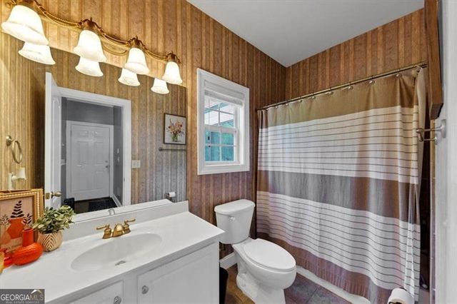 2052 EVERGREEN Drive, Conyers, GA 30013