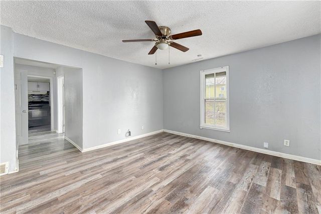 1309 N Main Street, Independence, MO 64050