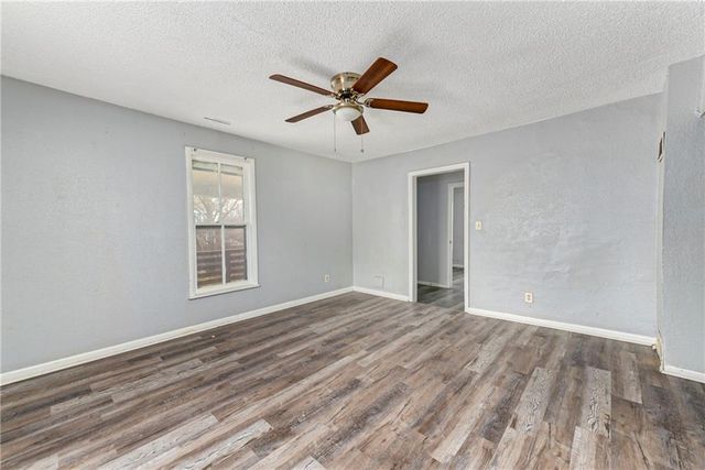 1309 N Main Street, Independence, MO 64050