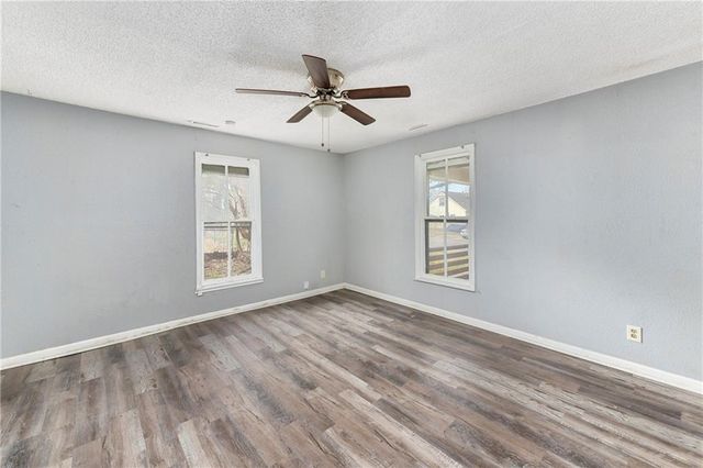 1309 N Main Street, Independence, MO 64050
