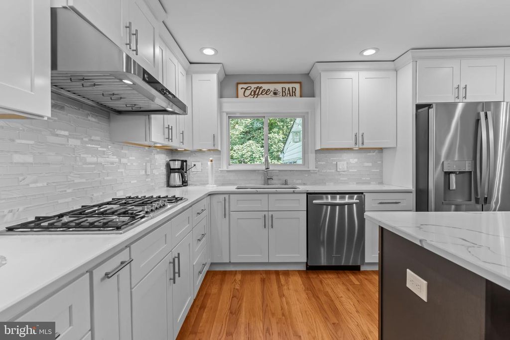 2022 WINTHROP RD, Huntingdon Valley, PA 19006