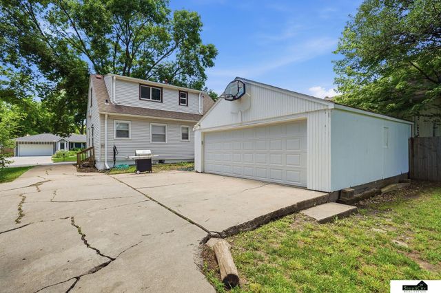 3600 Melrose Avenue, Lincoln, NE 68506