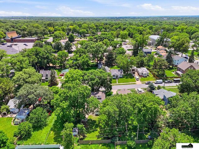 3600 Melrose Avenue, Lincoln, NE 68506