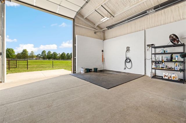 13077 Bethel Blacktop Road, Farmington, AR 72730