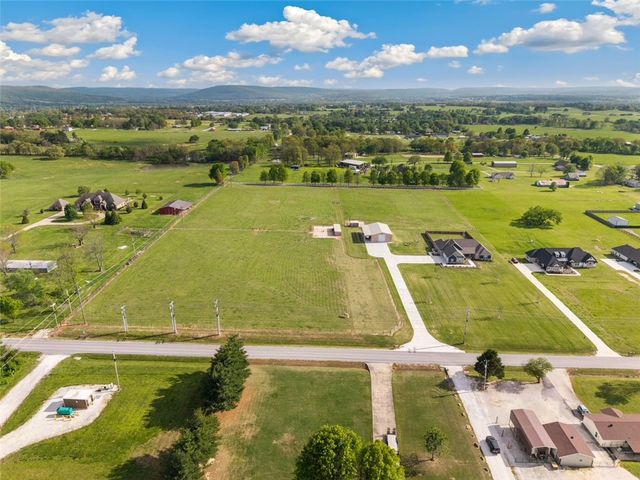 13077 Bethel Blacktop Road, Farmington, AR 72730