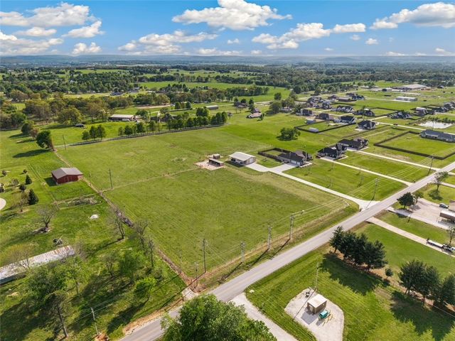 13077 Bethel Blacktop Road, Farmington, AR 72730