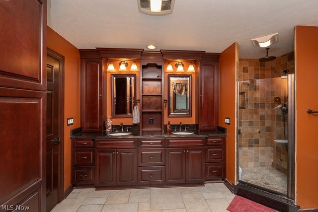 595 Montgomery Drive, Brunswick, OH 44212